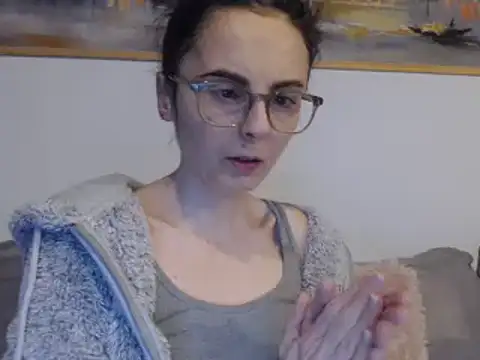 Snapshot of cleophee chatting on 02.03.25 cleophee online show from 02.03.25