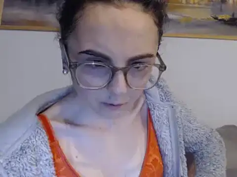 Snapshot of cleophee chatting on 02.06.25 cleophee online show from 02.06.25