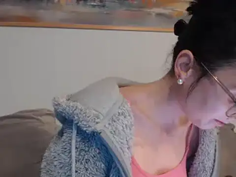 Snapshot of cleophee chatting on 02.12.25 cleophee online show from 02.12.25