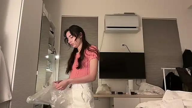 Snapshot of everybody_loves_pussy chatting on 03.08.25 everybody loves pussy online show from 03.08.25