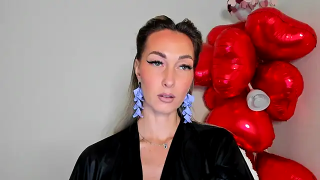 Snapshot of StarryHanna chatting on 02.19.26 StarryHanna online show from 02.19.26