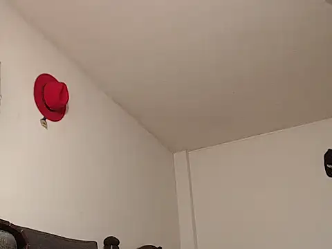 Snapshot of MARIANAWEED chatting on 09.29.25 MARIANAWEED online show from 09.29.25