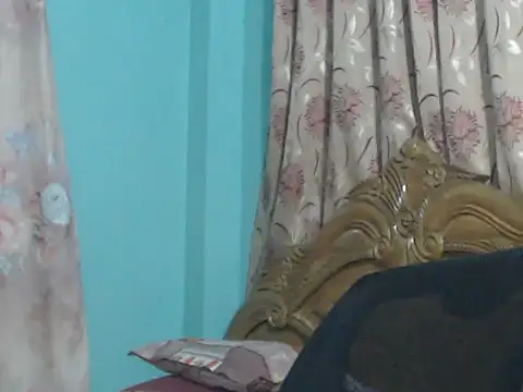 Snapshot of NancyRuvi chatting on 11.02.25 NancyRuvi online show from 11.02.25