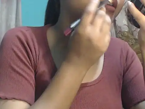 Snapshot of NancyRuvi chatting on 11.06.25 NancyRuvi online show from 11.06.25