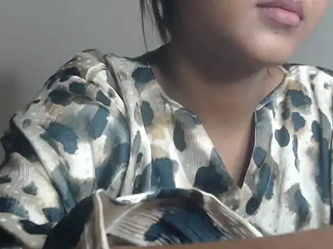NancyRuvi online show from 04.25.26