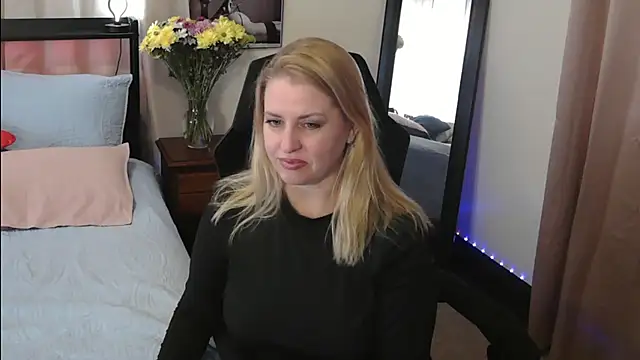 HollieBim online show from 01.16.25