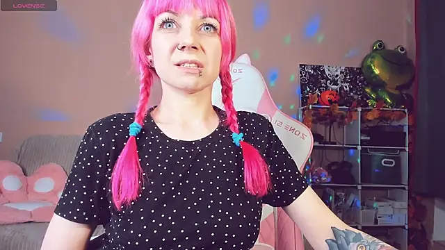 AmyRose6969 online show from 10.18.25