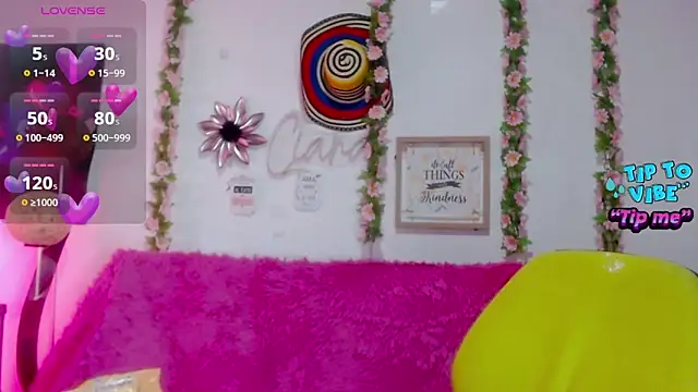 Snapshot of CiaraaSweet chatting on 03.03.25 CiaraaSweet online show from 03.03.25