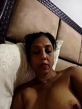 Mahi4luv online show from 10.19.25