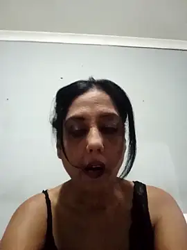 Snapshot of Mahi4luv chatting on 03.25.26 Mahi4luv online show from 03.25.26