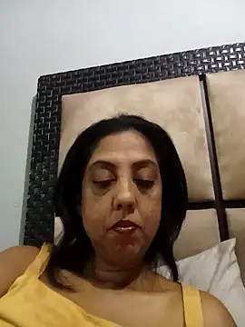 Snapshot of Mahi4luv chatting on 04.04.26 Mahi4luv online show from 04.04.26