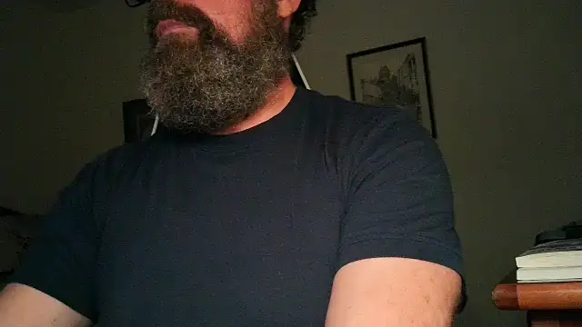 Snapshot of usdirtymikee9 chatting on 10.05.25 usdirtymikee9 online show from 10.05.25