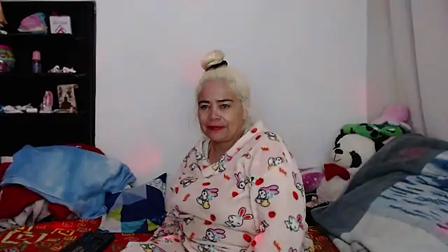 estrellita fugaz16x online show from 12.30.24