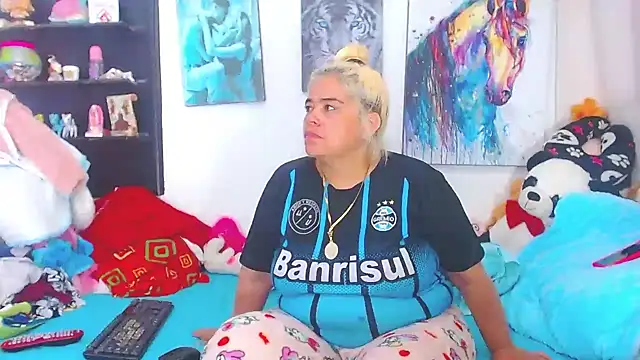 estrellita fugaz16x online show from 01.28.25