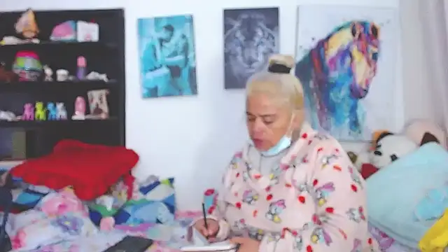 estrellita fugaz16x online show from 03.12.25