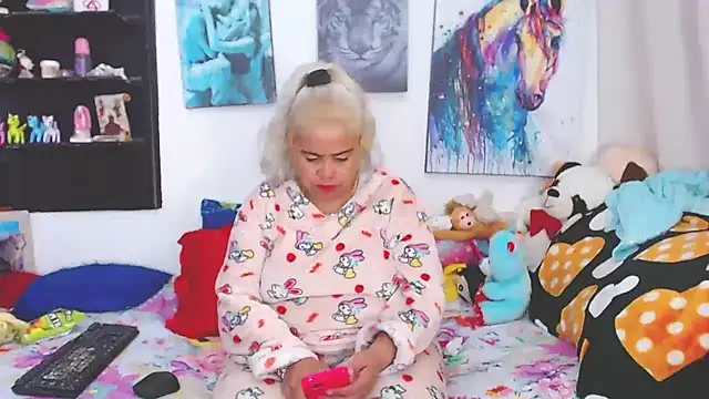 estrellita fugaz16x online show from 03.15.25