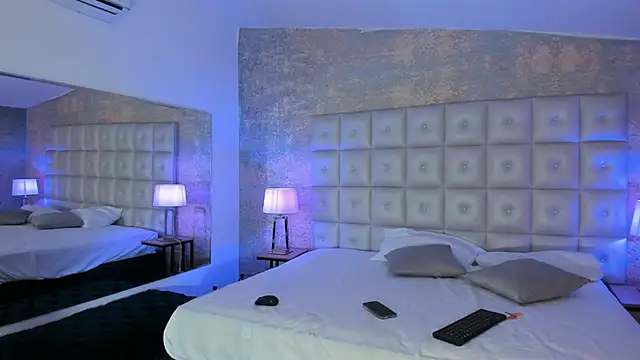 Maddysex  online show from 11.26.25