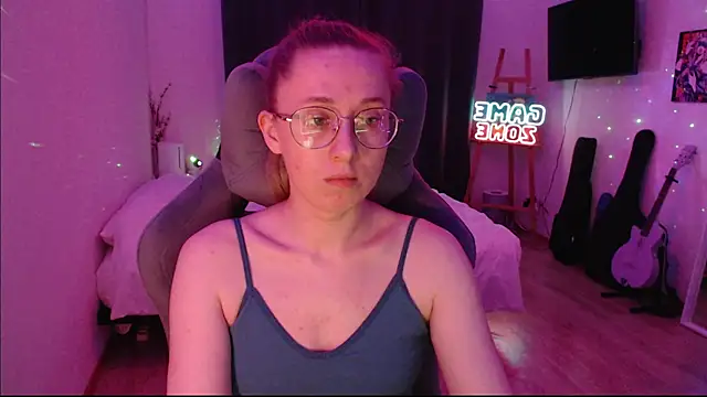 AnabelFrel online show from 02.16.25