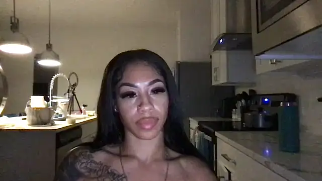 Snapshot of honeyybabyy112 chatting on 09.12.25 honeyybabyy112 online show from 09.12.25