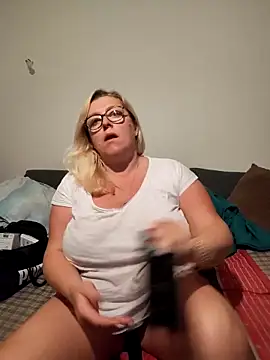 winniess40 online show from 04.18.26