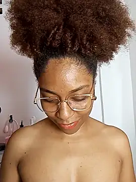 thaimy  online show from 04.11.26