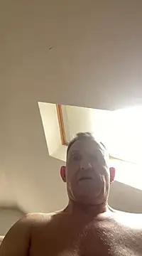 Snapshot of Vlad200472 chatting on 12.25.24 Vlad200472 online show from 12.25.24