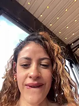 alana15 online show from 11.11.25