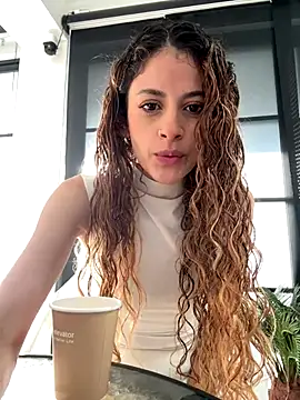 alana15 online show from 11.22.25