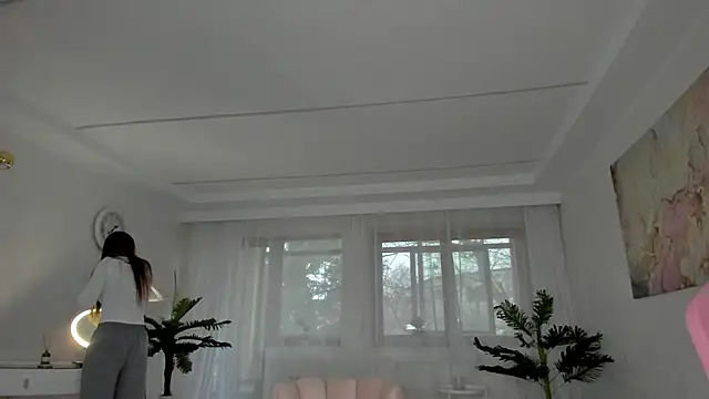 Snapshot of TiffanyHouston_ chatting on 12.21.24 TiffanyHouston online show from 12.21.24
