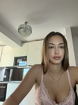 Snapshot of TiffanyHouston_ chatting on 05.18.26 TiffanyHouston online show from 05.18.26