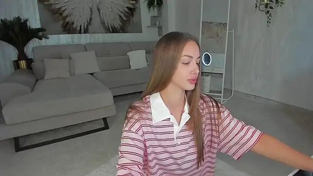 Snapshot of TiffanyHouston_ chatting on 06.18.26 TiffanyHouston online show from 06.18.26
