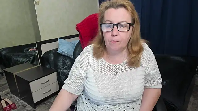 Frau Marta online show from 04.06.26