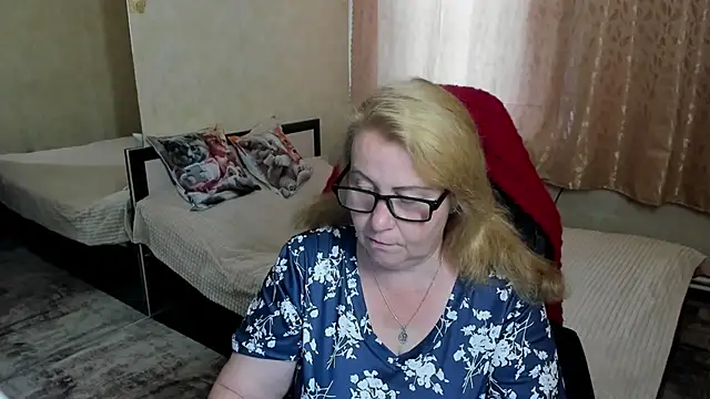 Frau Marta online show from 06.06.26