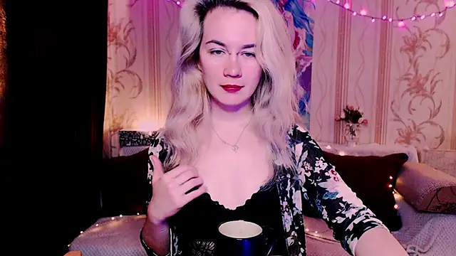 xxxcharismaaa online show from 04.15.26