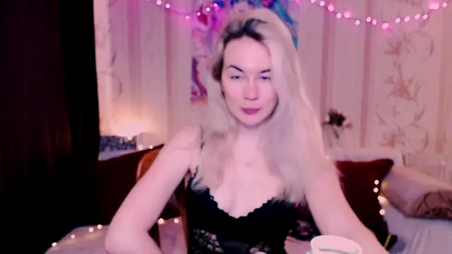 xxxcharismaaa online show from 04.17.26