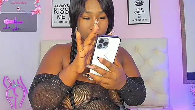 WhitneyWells online show from 10.14.25