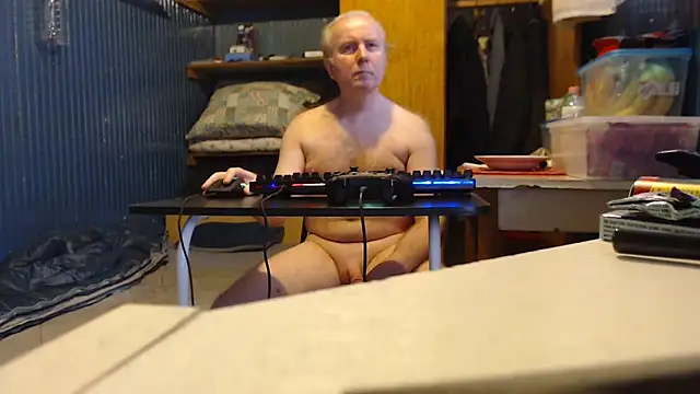 Snapshot of Vgy67Z95 chatting on 02.04.25 Vgy67Z95 online show from 02.04.25