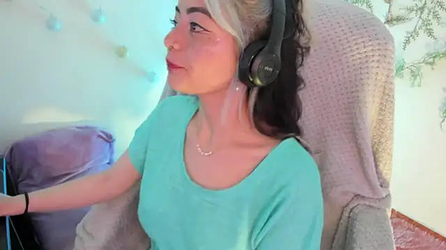 Sammysammy  online show from 03.16.25