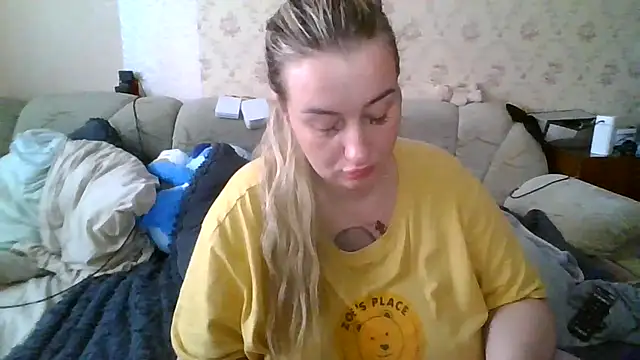 Snapshot of Mandy_Belcher chatting on 07.16.26 Mandy Belcher online show from 07.16.26
