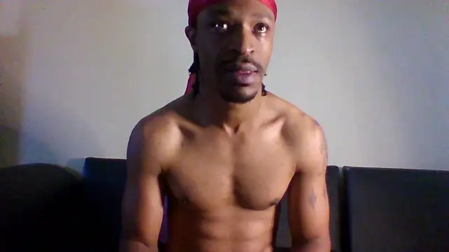 Snapshot of SoulLov333 chatting on 12.02.24 SoulLov333 online show from 12.02.24