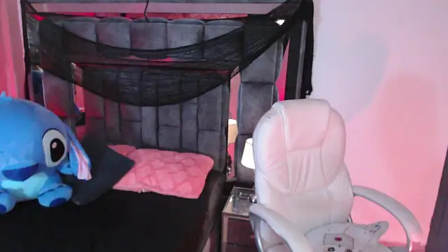 Snapshot of Christaly_ chatting on 10.23.25 Christaly online show from 10.23.25