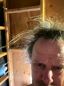 Snapshot of 11lanasevol chatting on 11.18.25 11lanasevol online show from 11.18.25