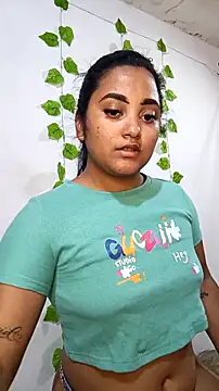 Snapshot of shayna_all chatting on 10.13.25 shayna all online show from 10.13.25