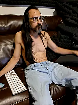 Youreherewithme online show from 04.16.26