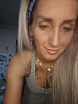 IsabelleEthan online show from 03.08.26