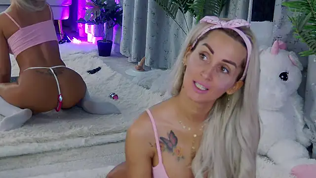 Snapshot of IsabelleEthan chatting on 07.08.26 IsabelleEthan online show from 07.08.26