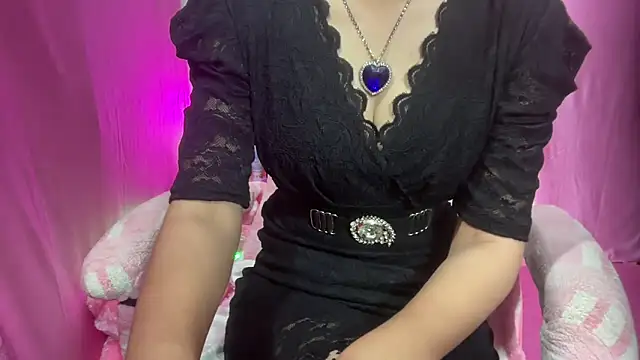 Queen Angelena online show from 01.01.25