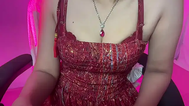 Queen Angelena online show from 11.28.25