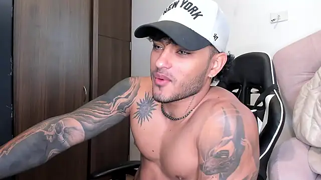 Alessandro Vanni online show from 12.07.24