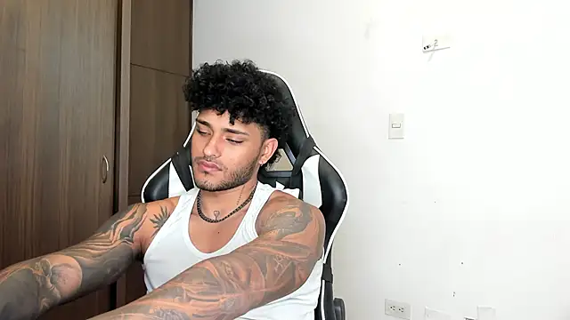 Alessandro Vanni online show from 12.08.24